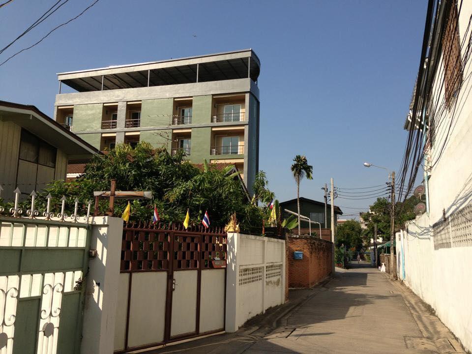 The State Apartment Bangkok Exteriör bild
